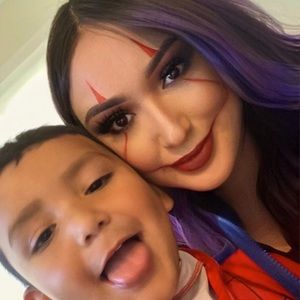 Meet your Posher, Lesille